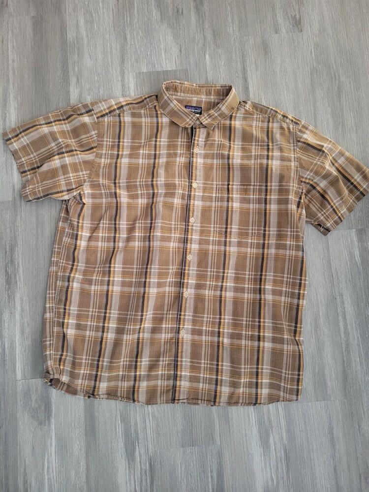 Patagonia Plaid Short Sleeve Shirt  XL Multicolored Cotton Hiking Hike Casual